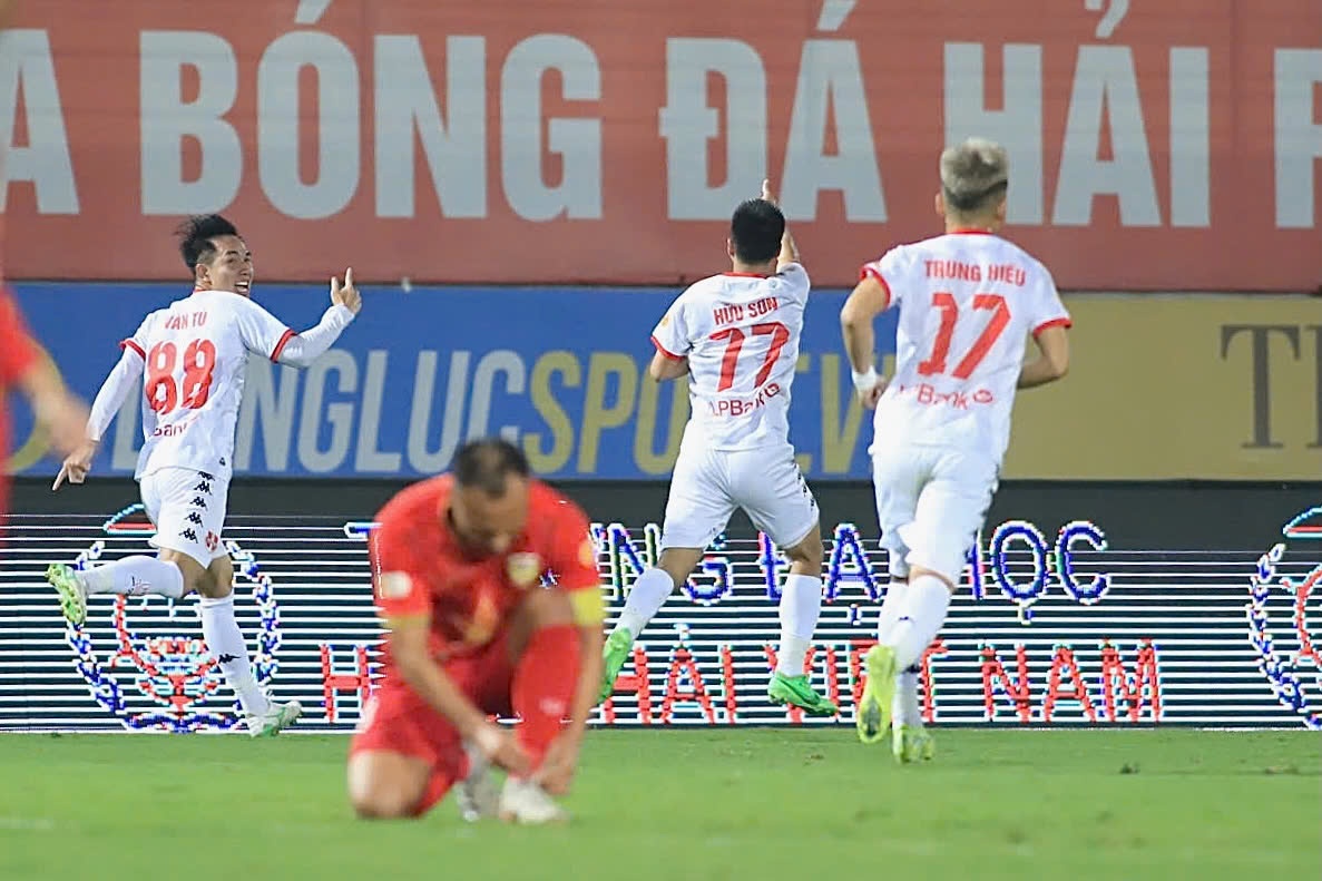 Sieu pham khien Ha Tinh dut chuoi bat bai hinh anh