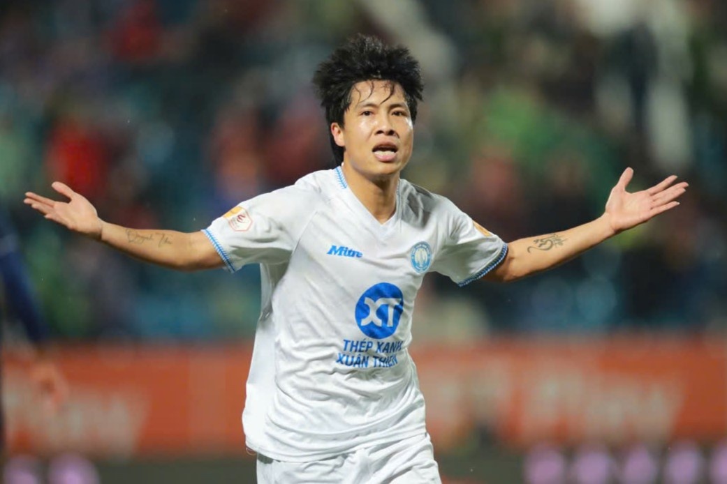 Nam Dinh lan dau chiem dinh bang hinh anh