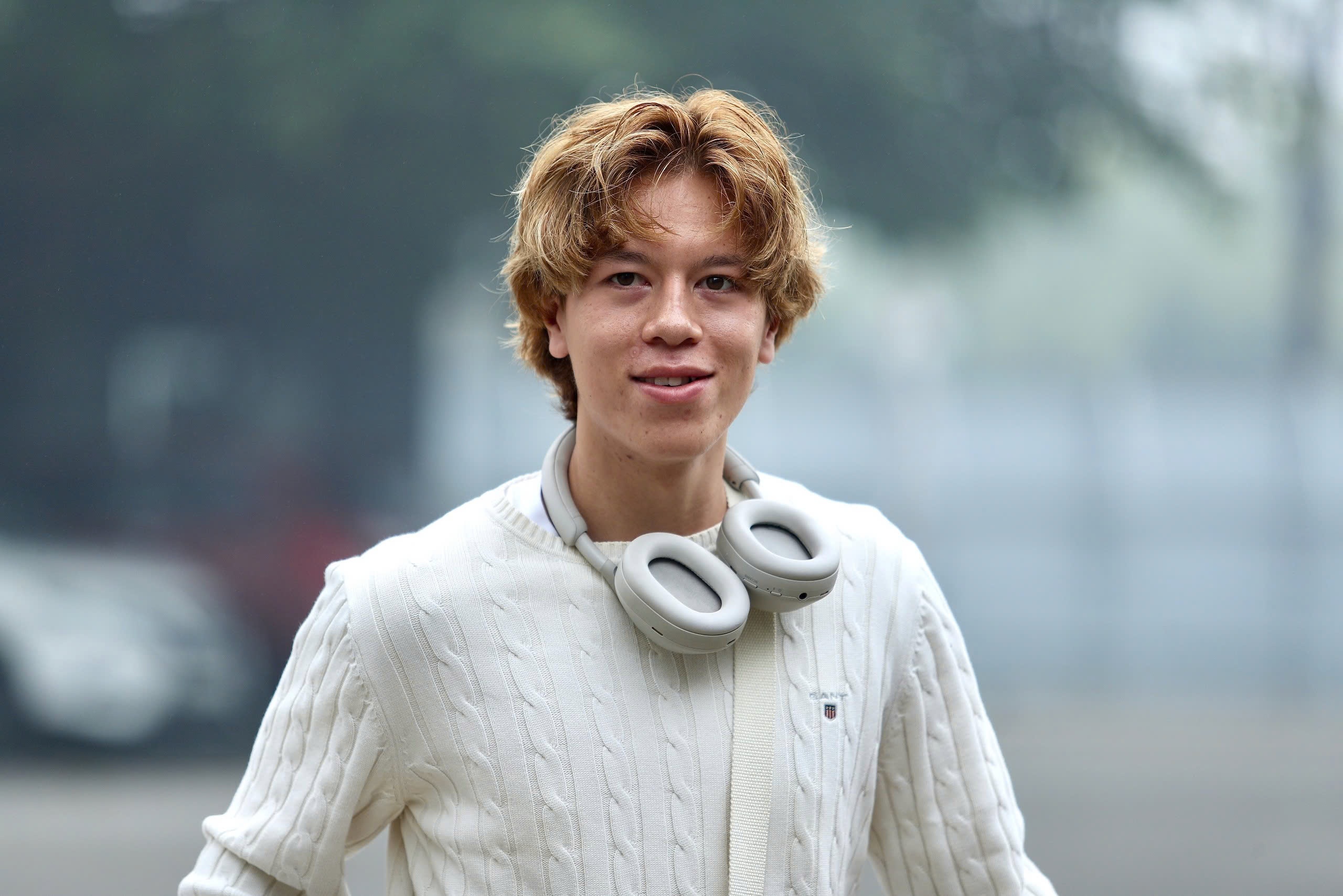 Viktor Le: 'Co hoi canh tranh o U22 Viet Nam la song phang' hinh anh