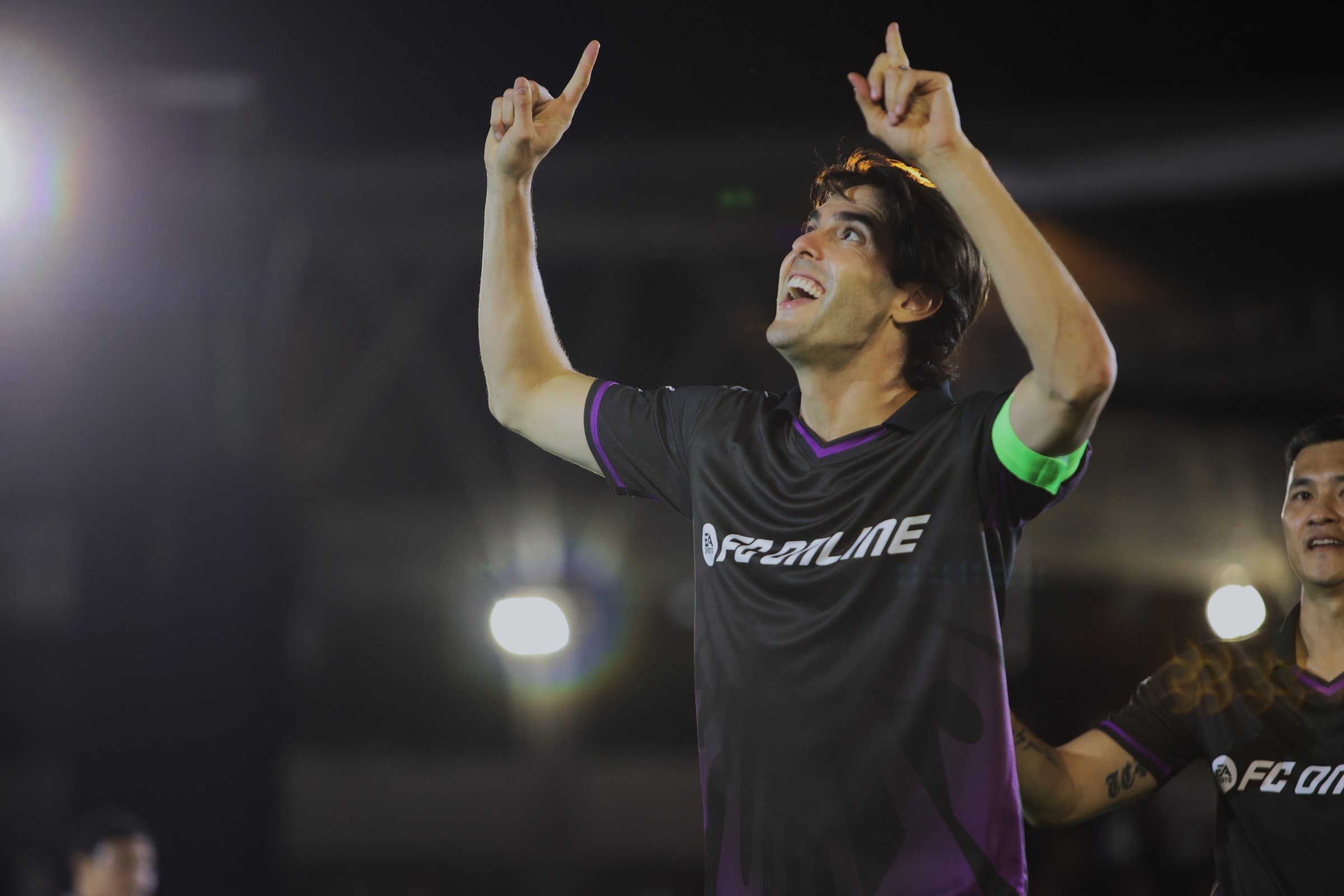 Kaka tai hien man an mung bieu tuong tai TP.HCM hinh anh