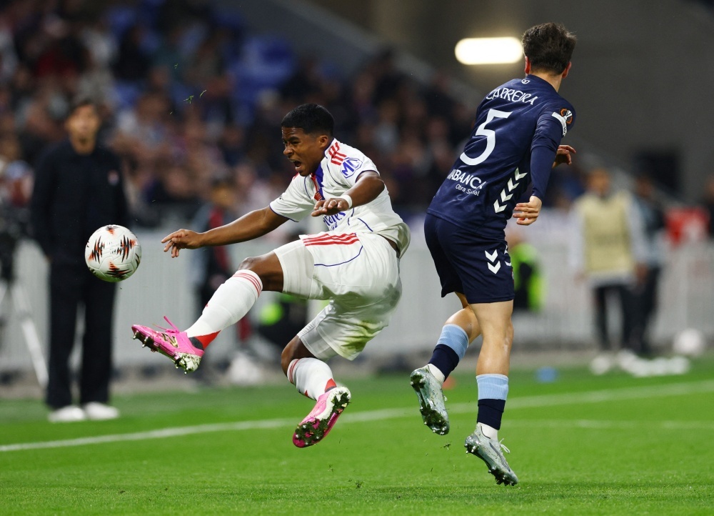 Endrick bi che hinh anh