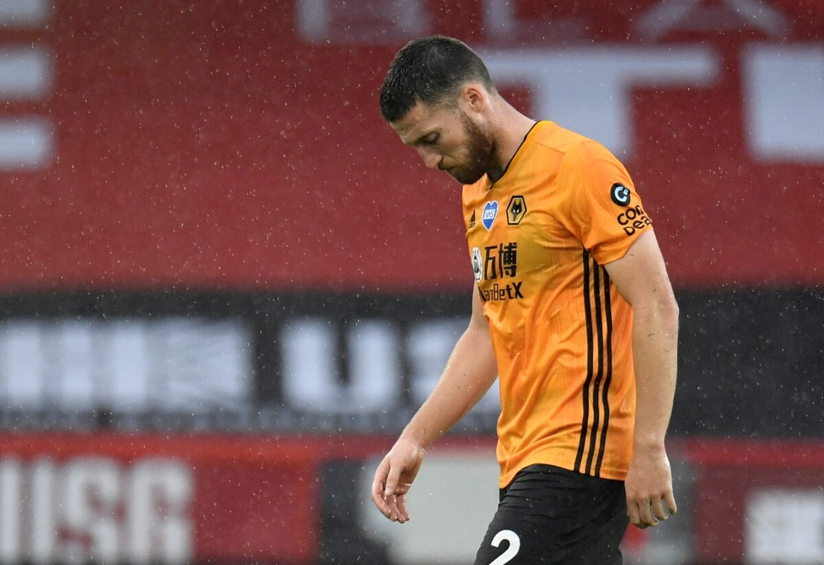 Wolves chia tay 10 cau thu sau cu soc xuong hang hinh anh
