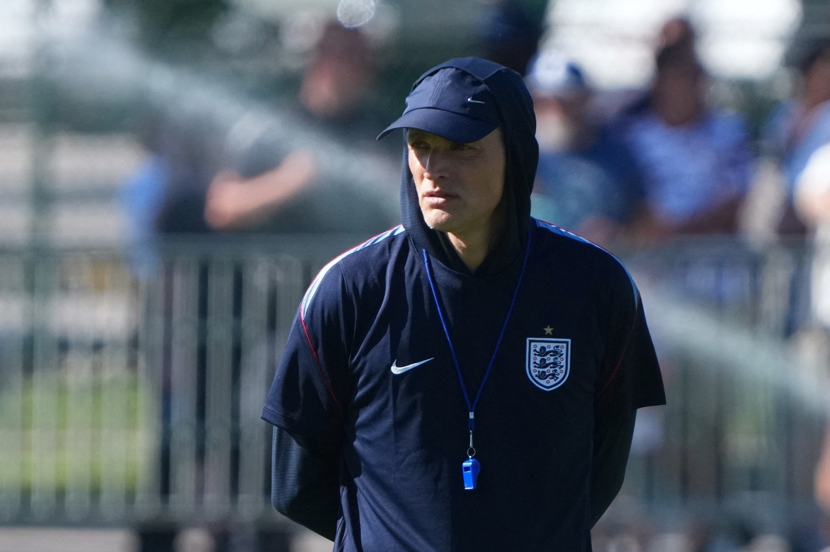 ‘Troi chan’ Tuchel den 2028, FA van kem dieu khoan sa thai hinh anh