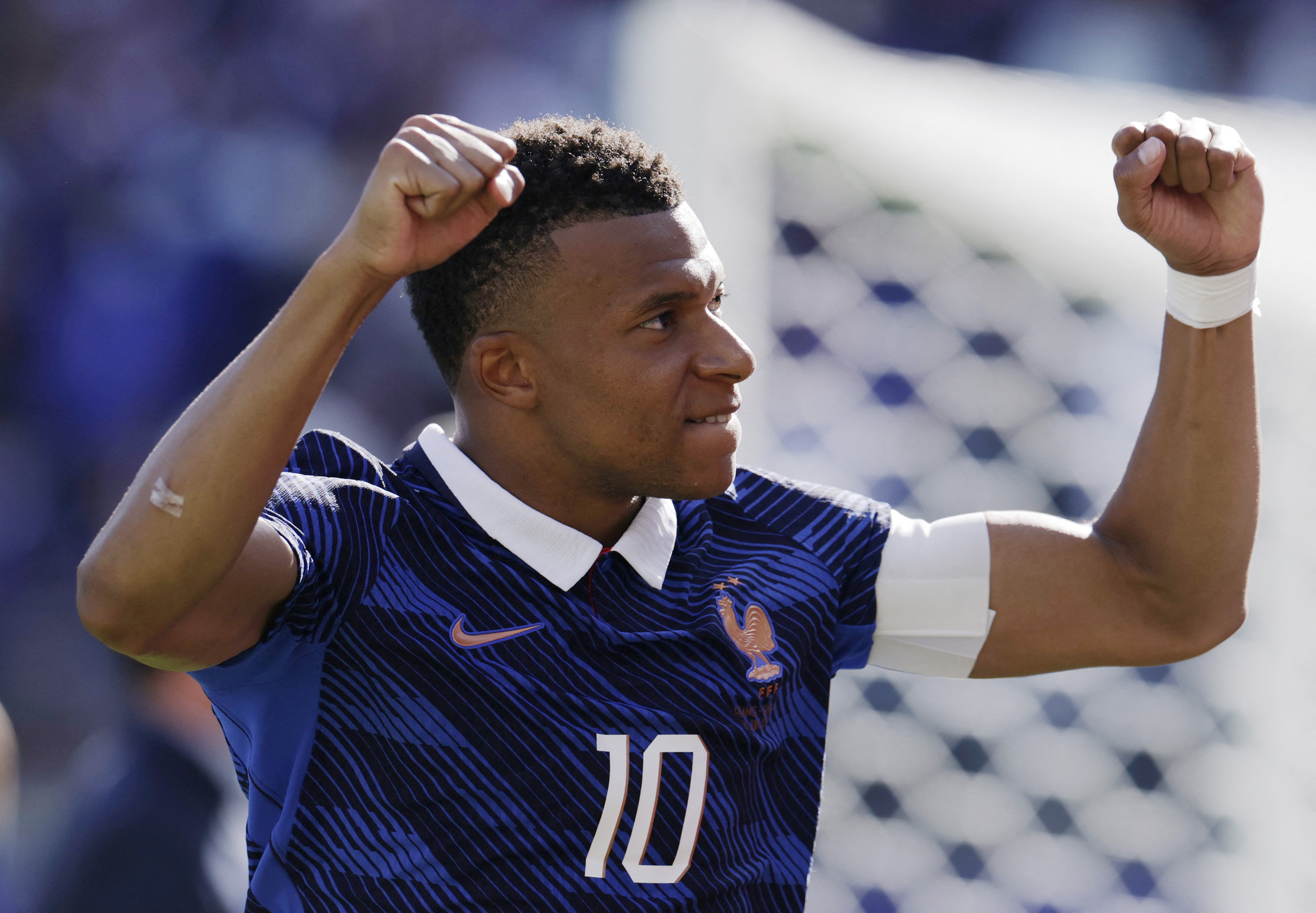 Mbappe pha ky luc ghi ban o World Cup hinh anh
