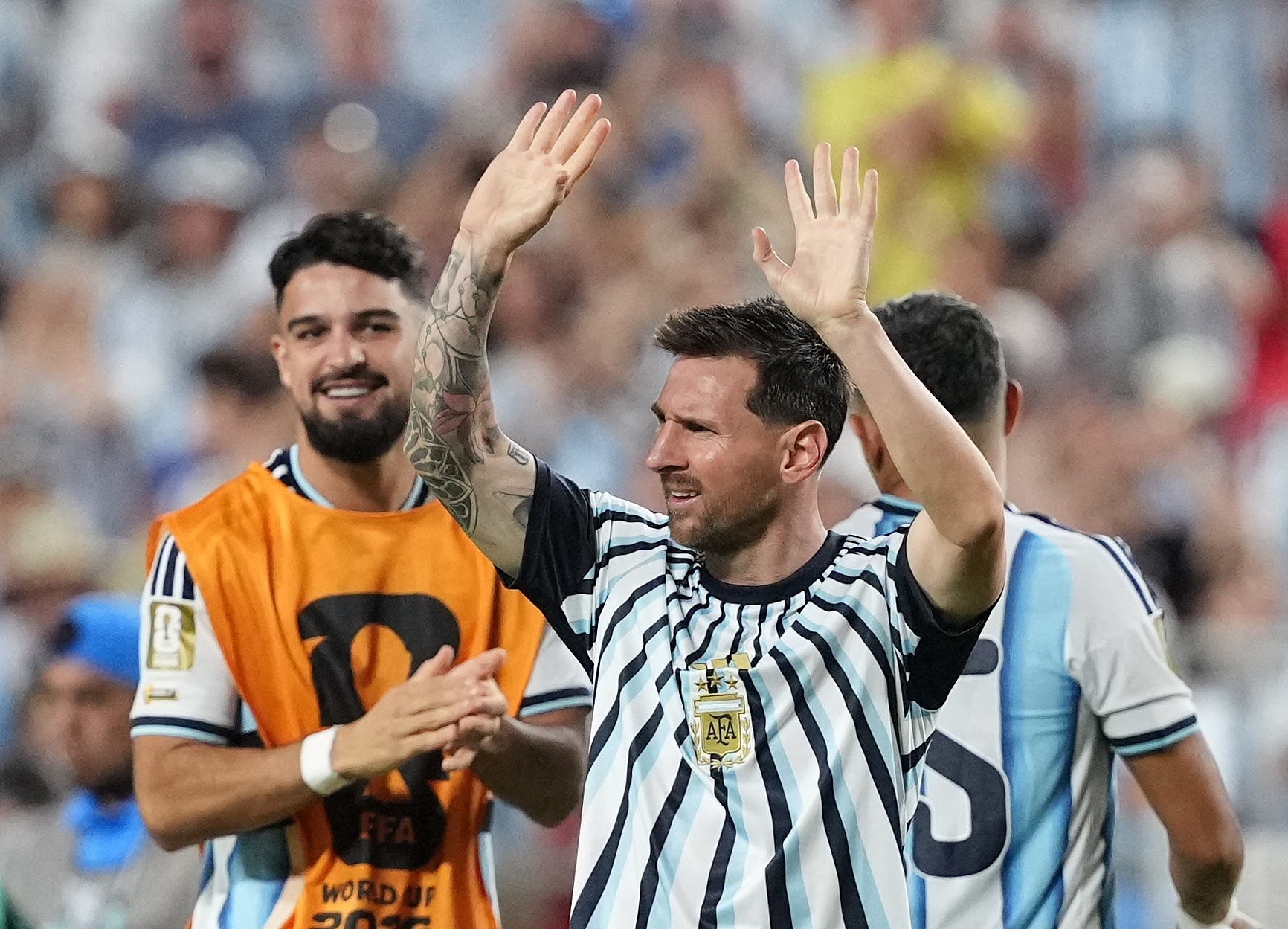 The gioi lai danh gia sai ve Messi hinh anh