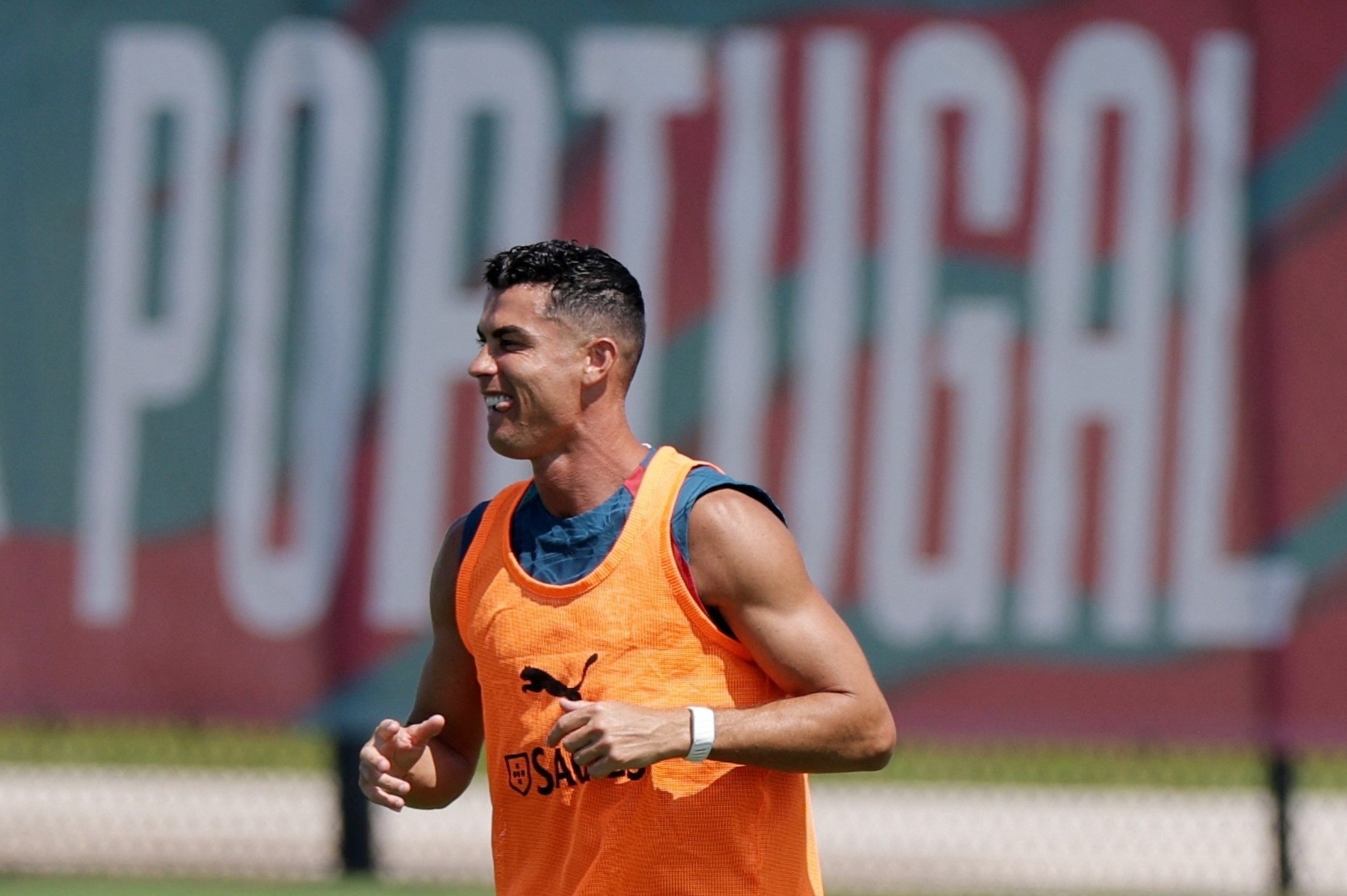 Martinez mac ket giua Ronaldo va chien thang hinh anh