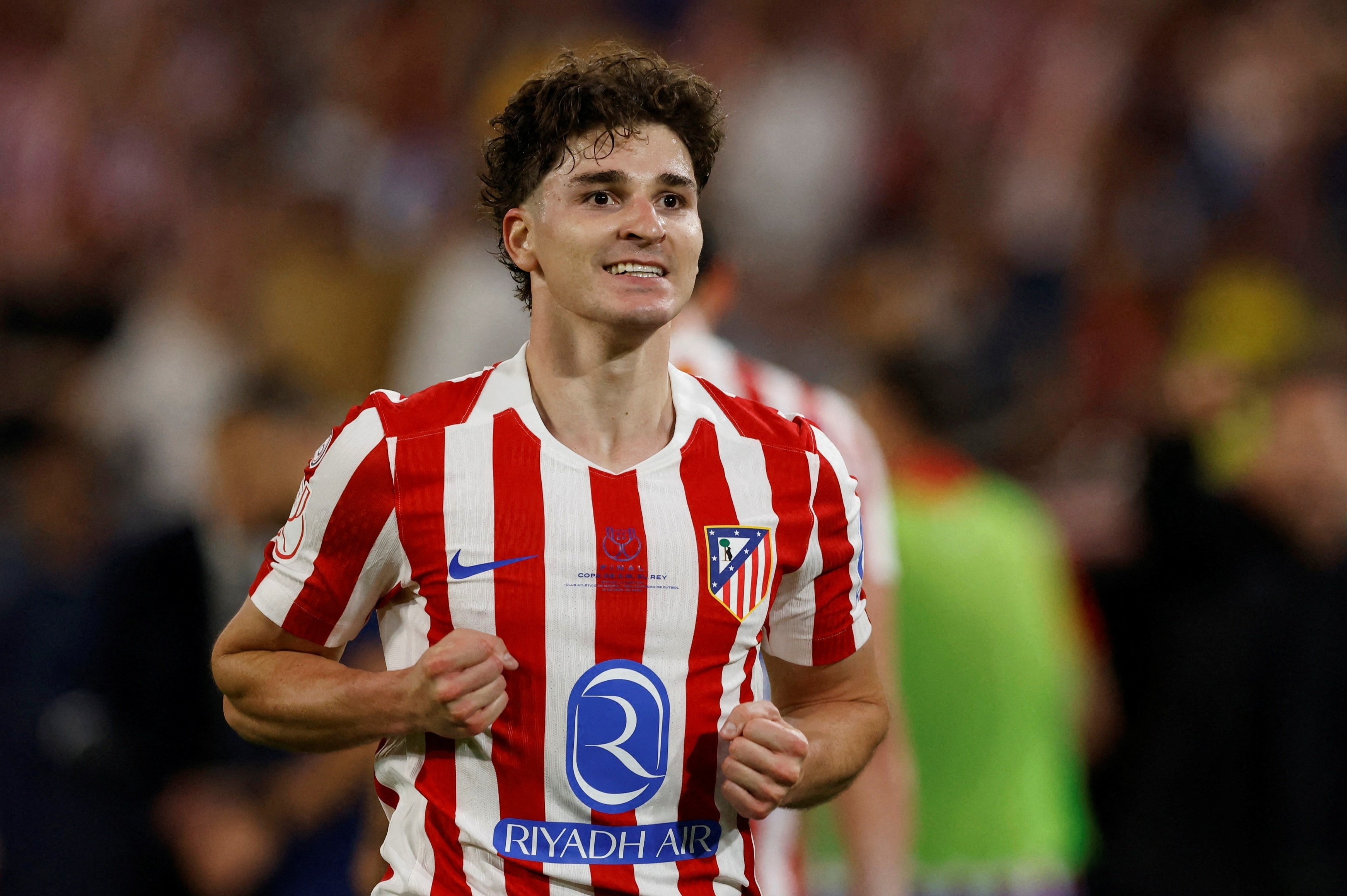 Julian Alvarez muon roi Atletico Madrid hinh anh