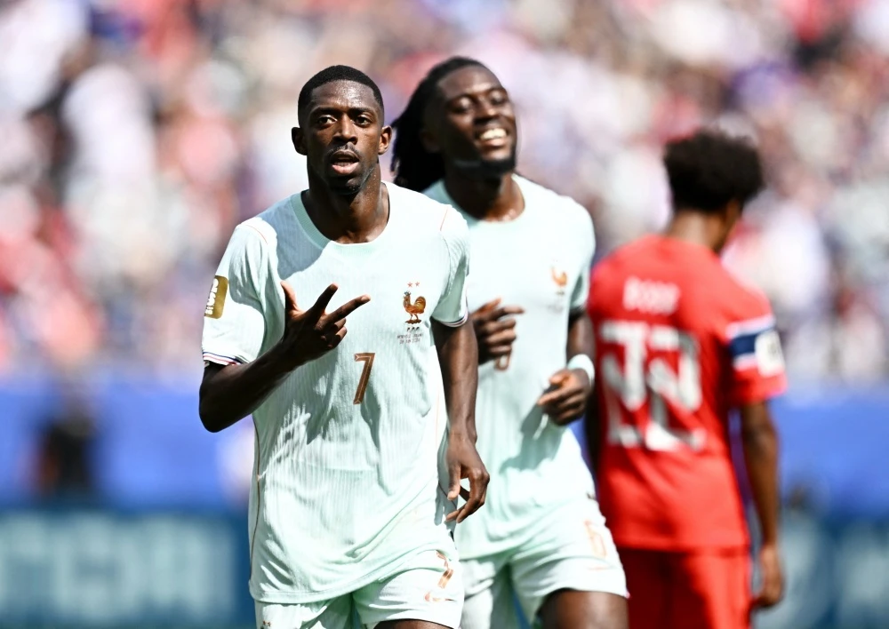 Dembele phien ban Qua bong Vang xuat hien hinh anh