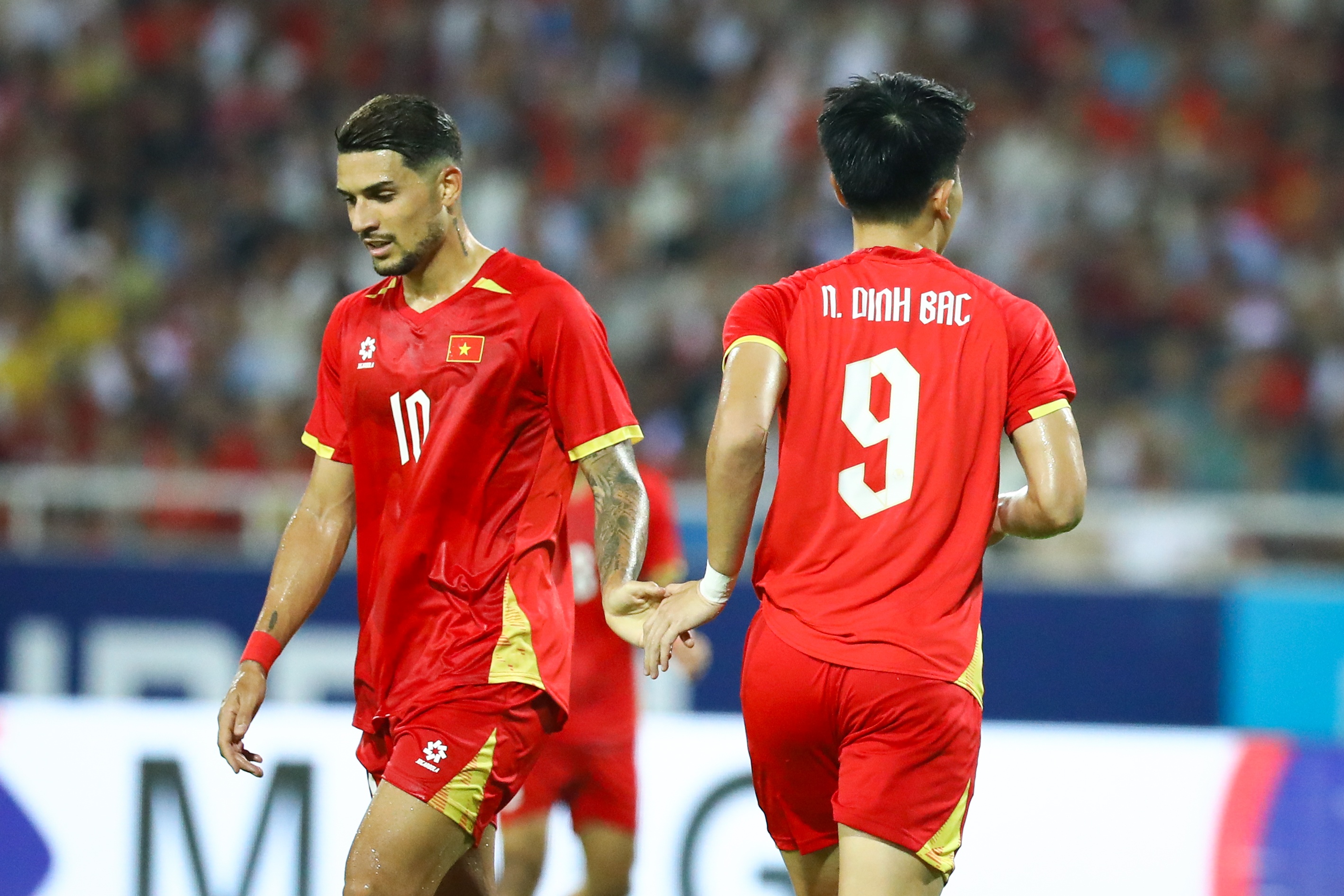 Khoảng lặng lạ thường của ASEAN Cup