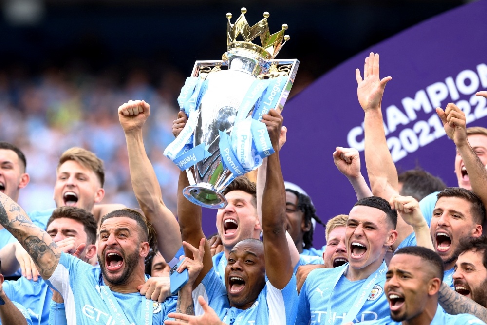 Man City cần bị đánh tụt nhiều hạng