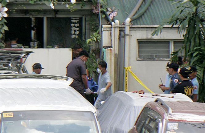 Gia dinh 5 nguoi Dai Loan chet ngat trong tui nylon hinh anh