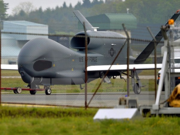 My se cho phep xuat khau may bay khong nguoi lai co vu trang hinh anh