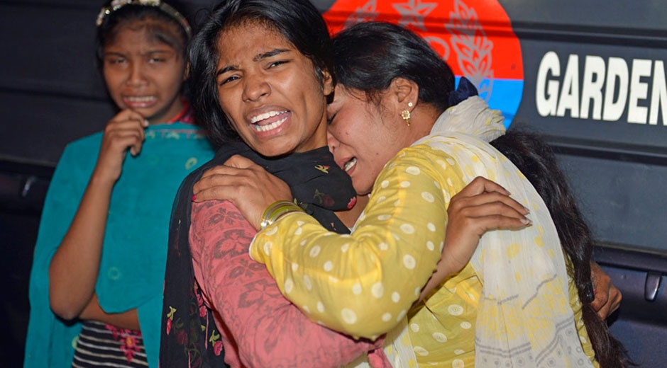 Danh bom lieu chet o Pakistan, 69 nguoi chet, 300 bi thuong hinh anh