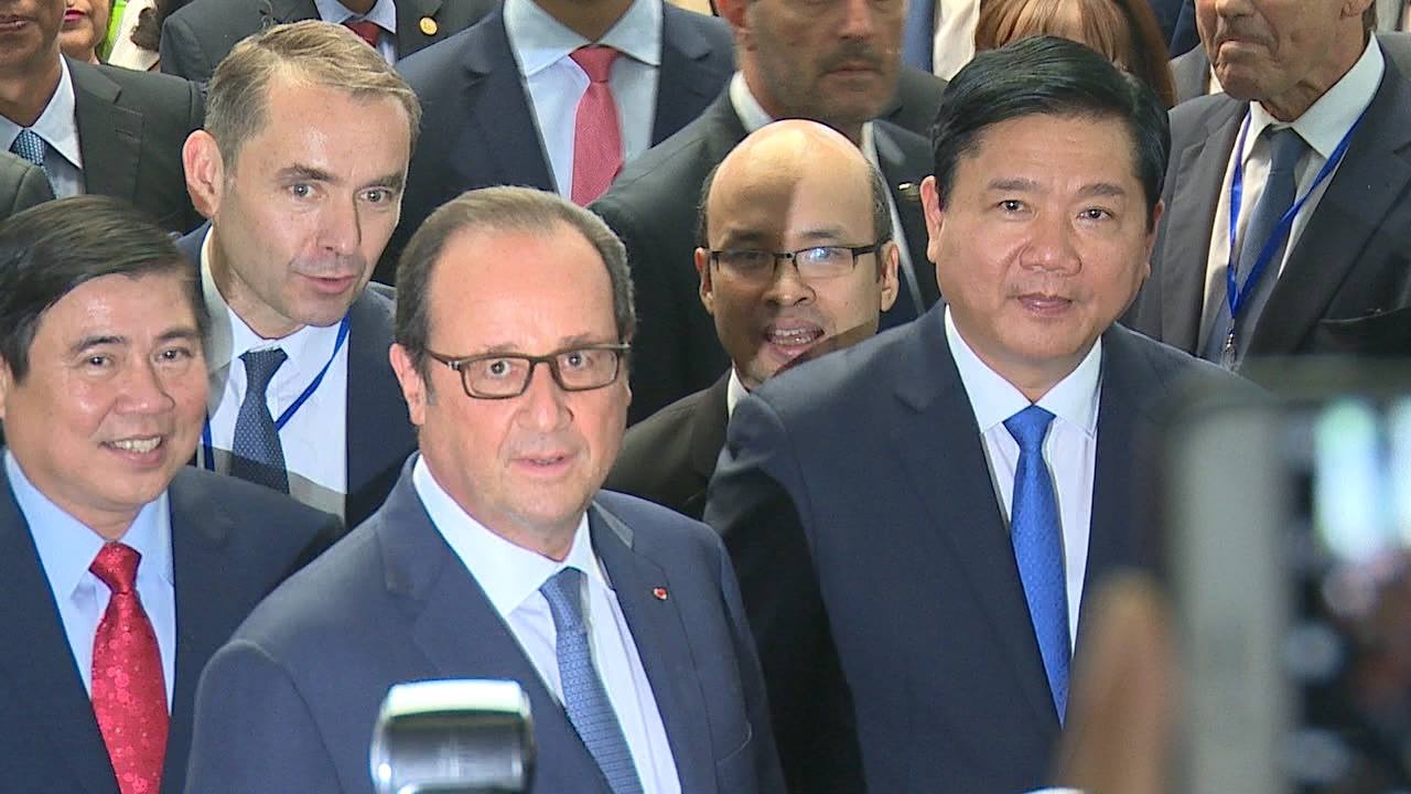 Tong thong Phap Francois Hollande gap Bi thu Dinh La Thang hinh anh