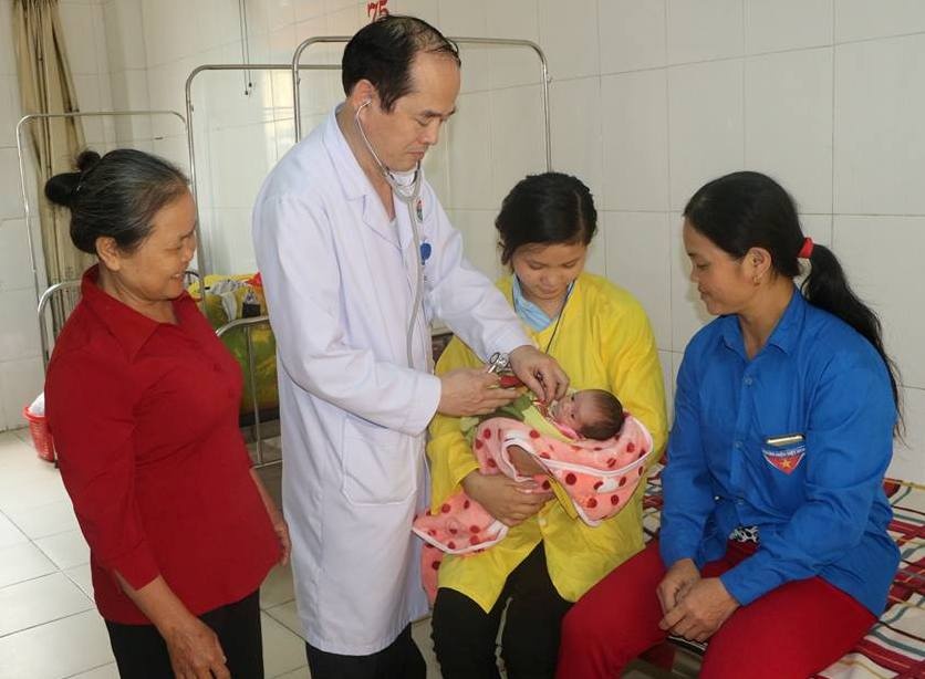Cuu song thai phu bi san giat o Ha Tinh hinh anh
