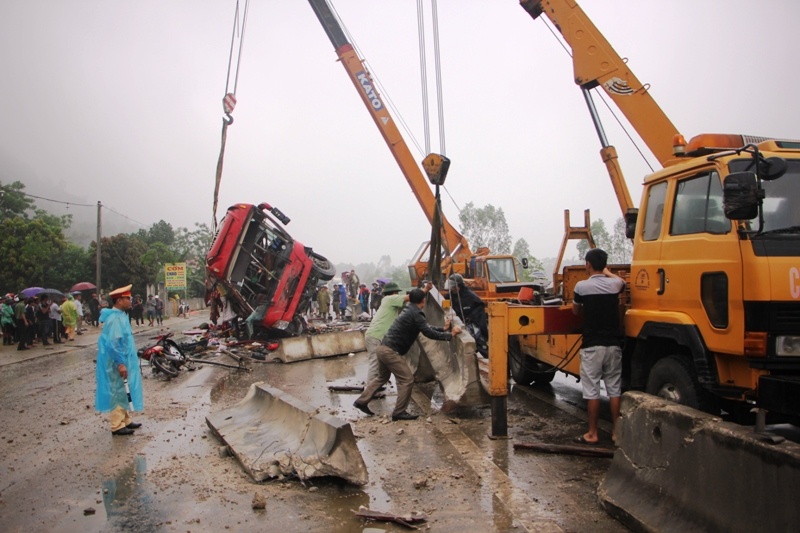 tai nan xe giuong nam anh 10