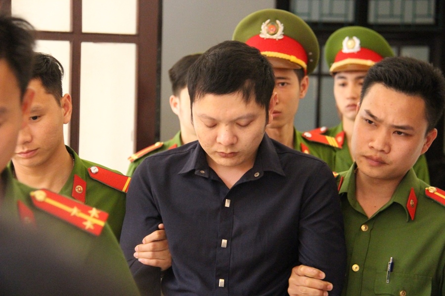 Giet nu giam thi coi thi anh 1