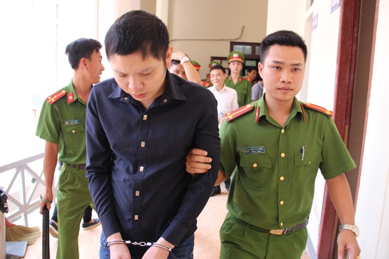 Tai xe giet nu sinh khong thoat an tu du gia dinh nan nhan xin giam hinh anh