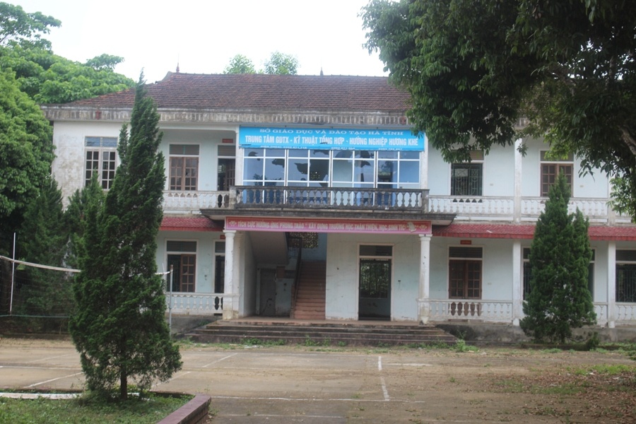 truong tien ty vang hoc sinh anh 13