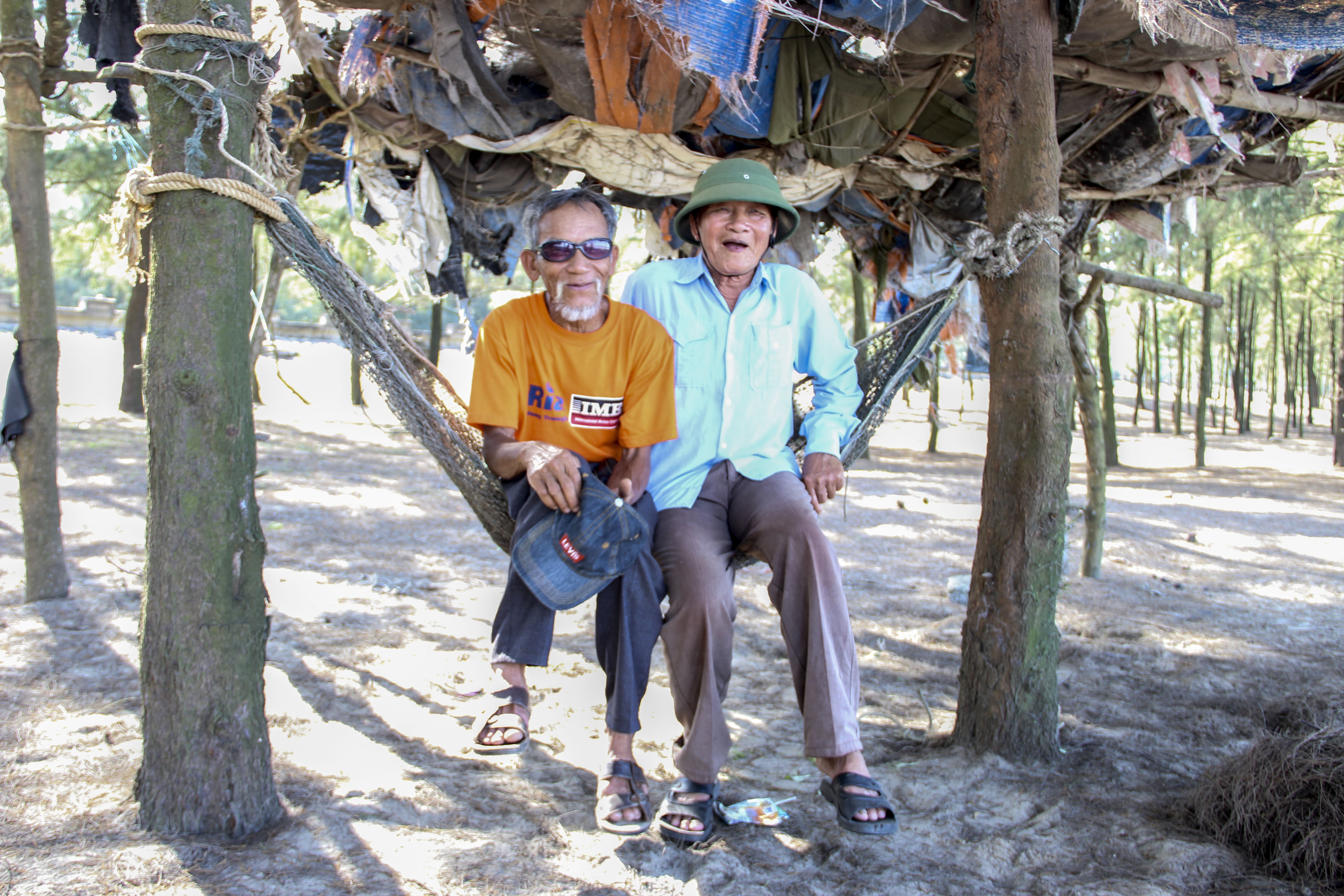 lao ngu hon 30 nam trong cay chan song anh 3