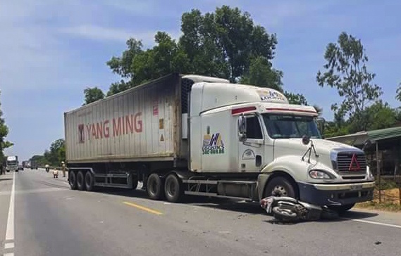 xe container gây tai nạn ảnh 1 xe container gay tai nan anh 1