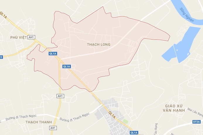 xe chở gỗ lật trên quốc lộ ảnh 2 xe cho go lat tren quoc lo anh 2