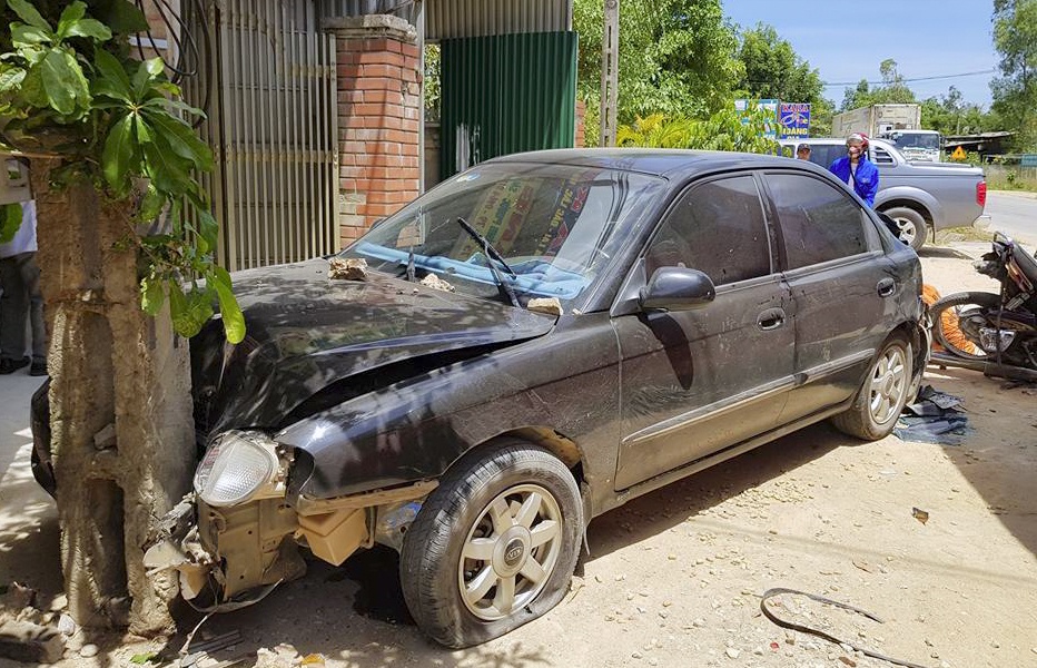 xe container gây tai nạn liên hoàn ảnh 2 xe container gay tai nan lien hoan anh 2