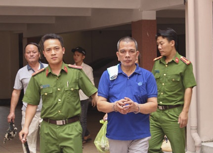 Anh trai day em ruot roi song tu vong linh 5 nam tu hinh anh