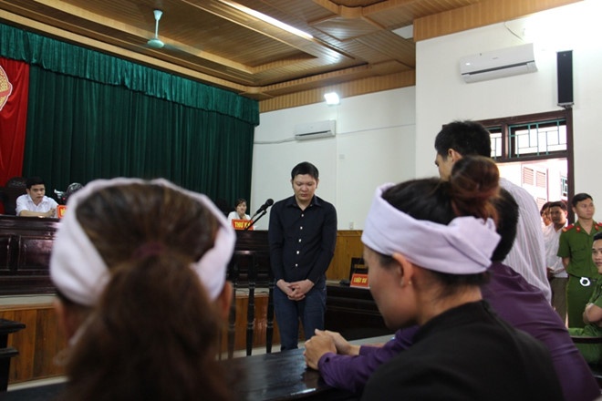 tai xe taxi giet nu giam thi anh 2