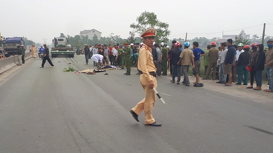 xe dau keo tong chet nguoi anh 1