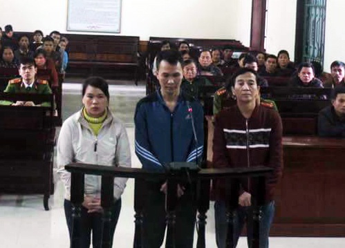 hiếp dâm bé gái `14 tuổi ảnh 1 hiep dam be gai `14 tuoi anh 1
