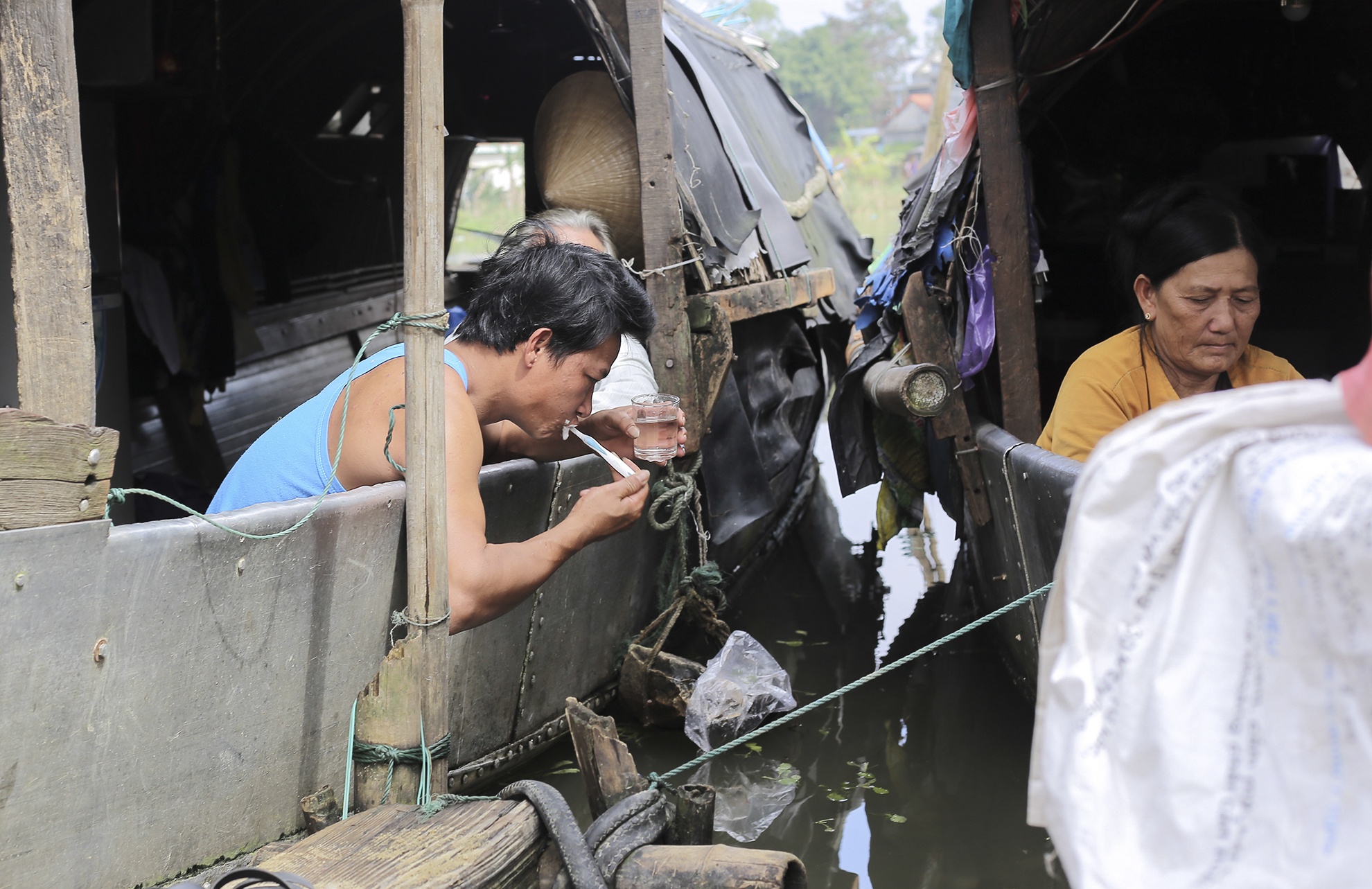 xom van do Thuy Phu mo tet tren bo anh 10