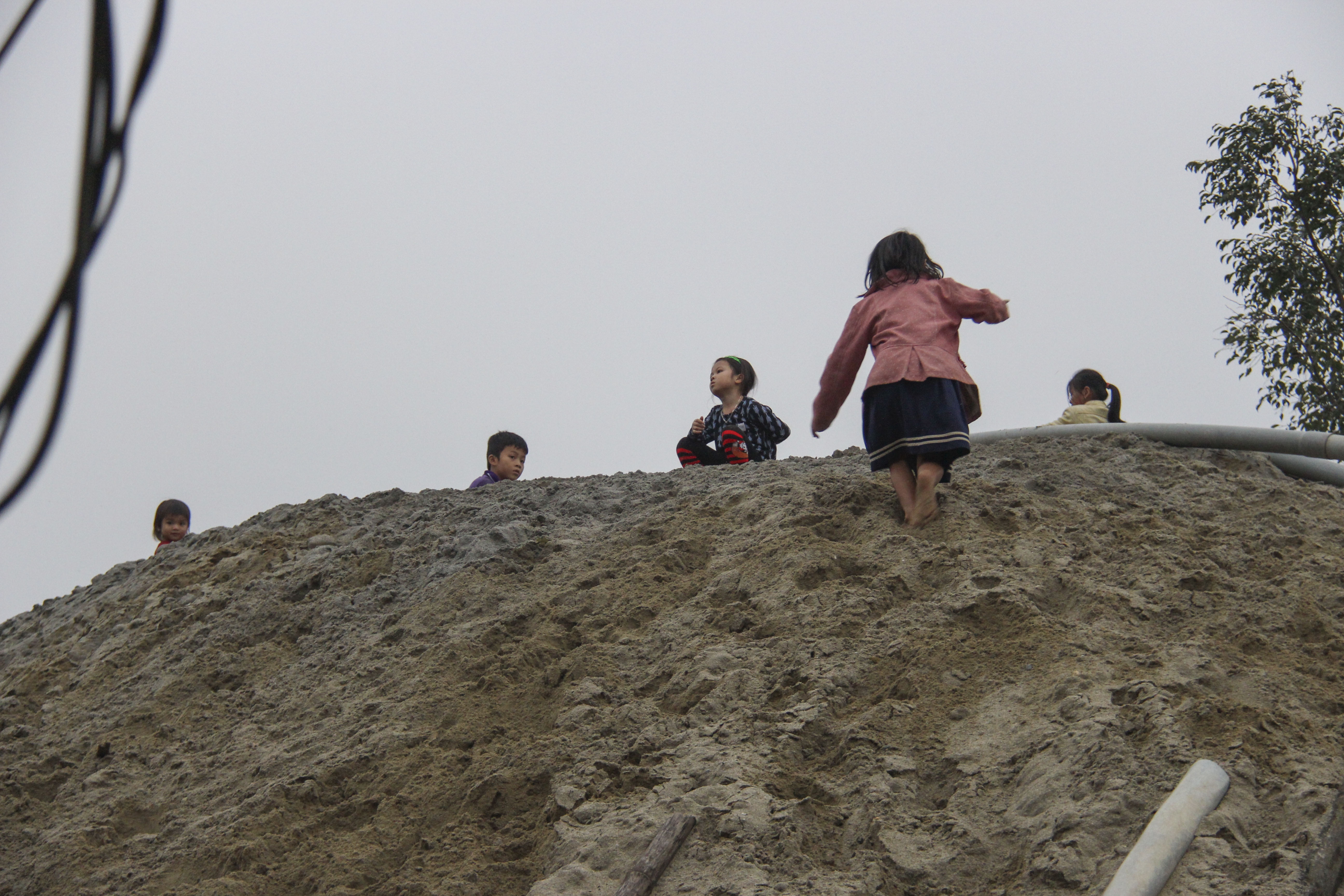 xom van do Thuy Phu mo tet tren bo anh 9