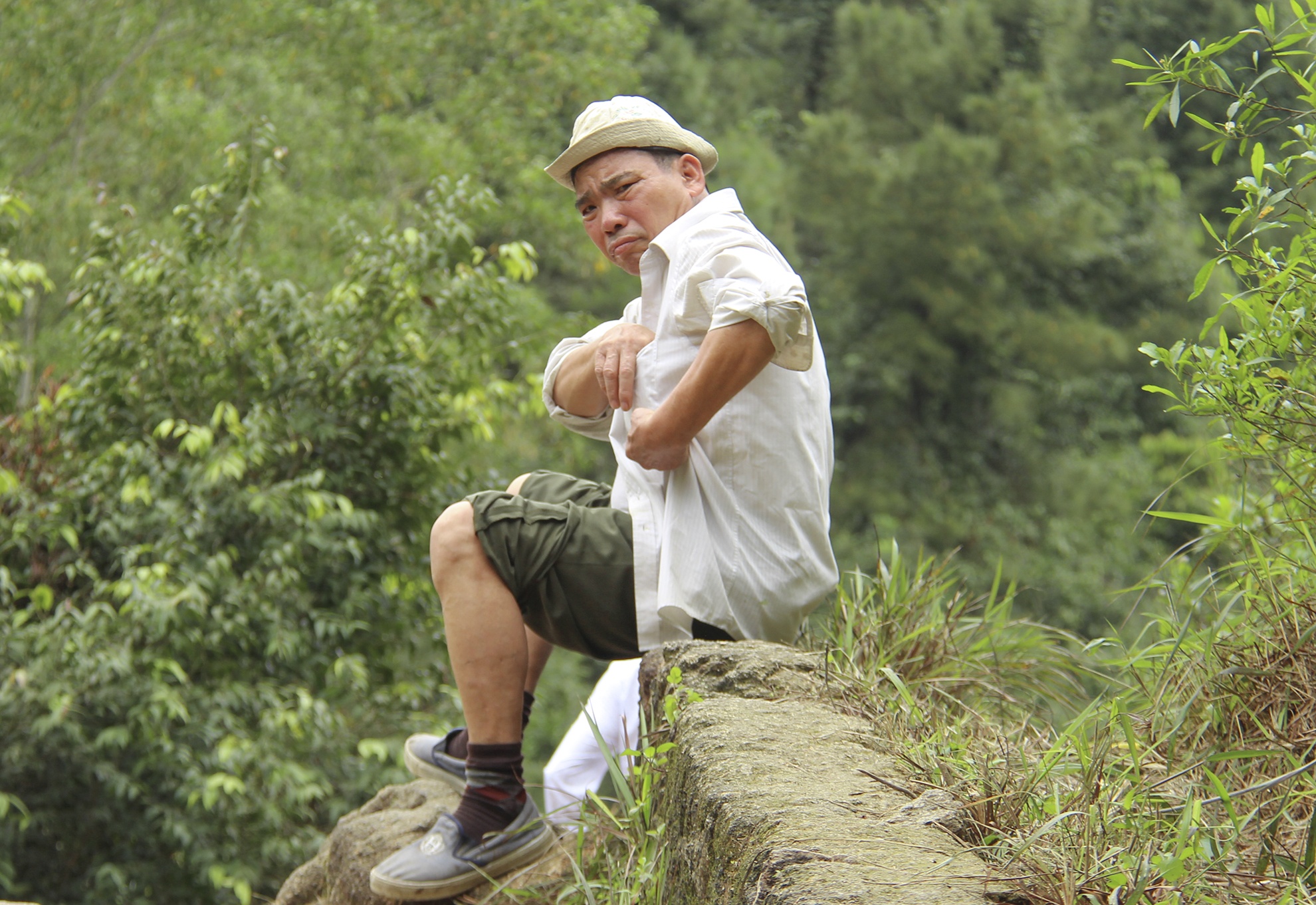 nghin nguoi do ve tray hoi chua Huong Tich anh 7