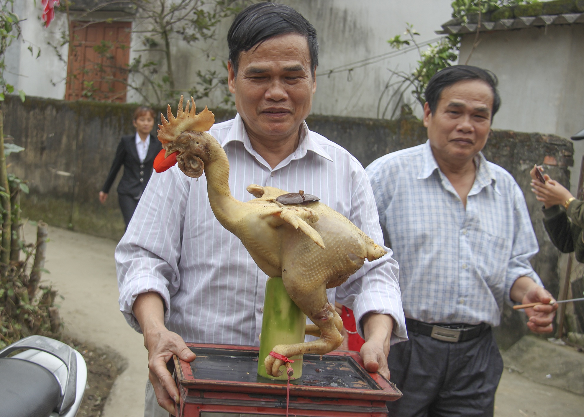 ga bay tren mam cung ngay ram anh 13