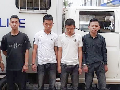 Danh 9X nhap vien vi ghen tuong hinh anh