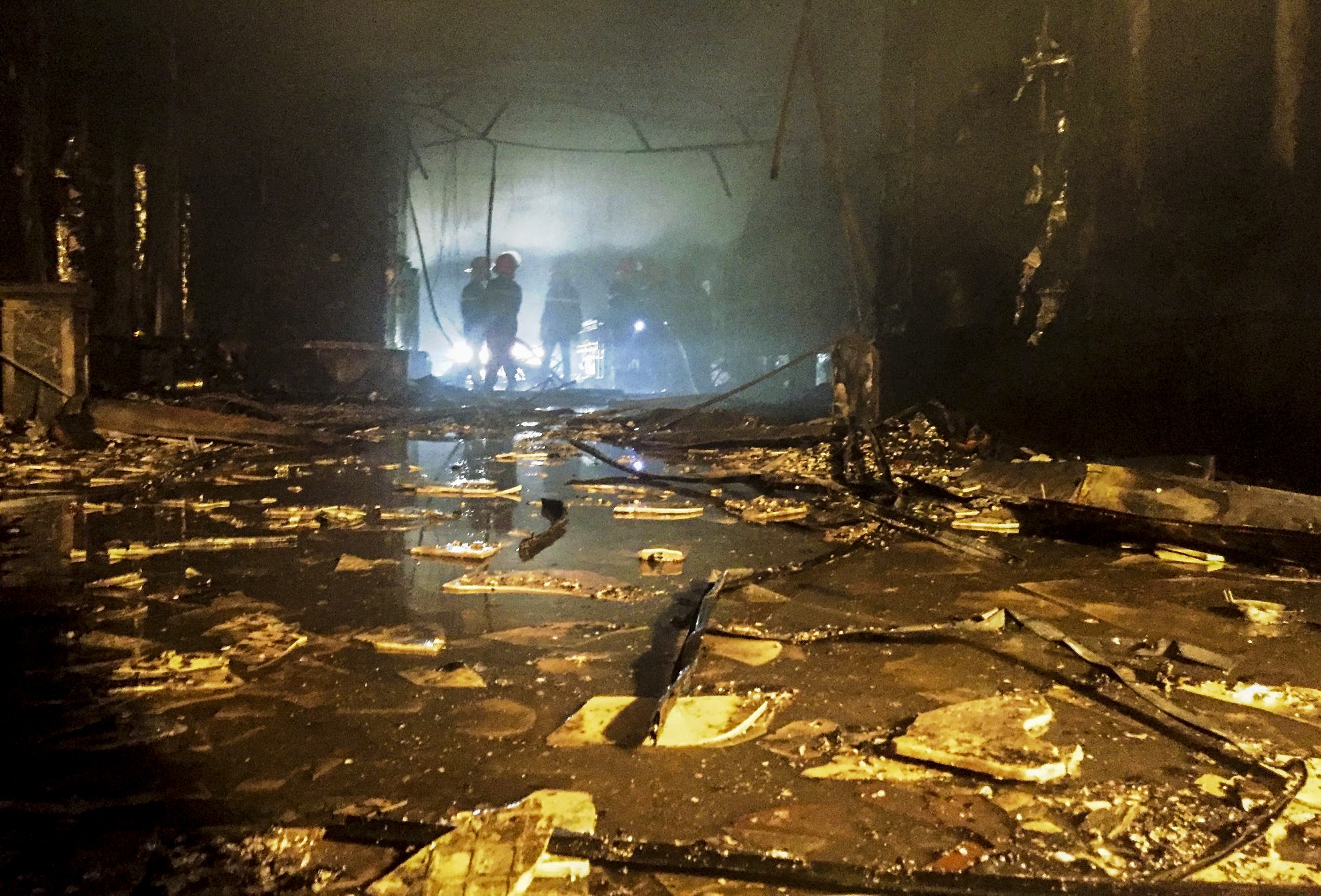 cháy quán karaoke Hà Tĩnh ảnh 2 chay quan karaoke Ha Tinh anh 2