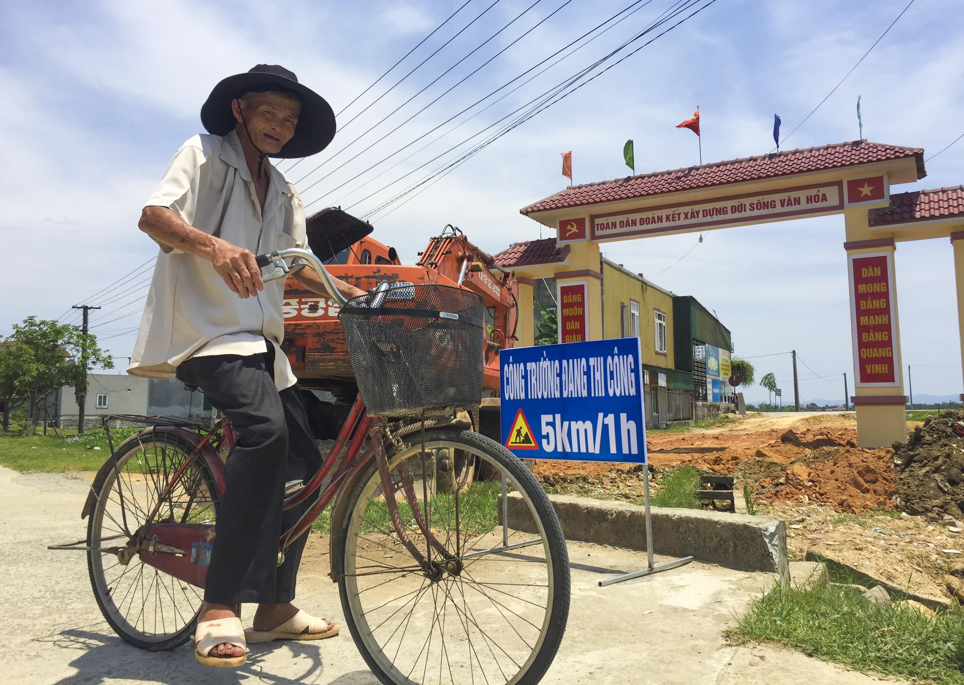 Muong thuy loi chay duoi cong lang gan 80 trieu dang duoc san lap hinh anh