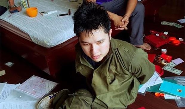 Khống chế con tin ảnh 3 Khong che con tin anh 3