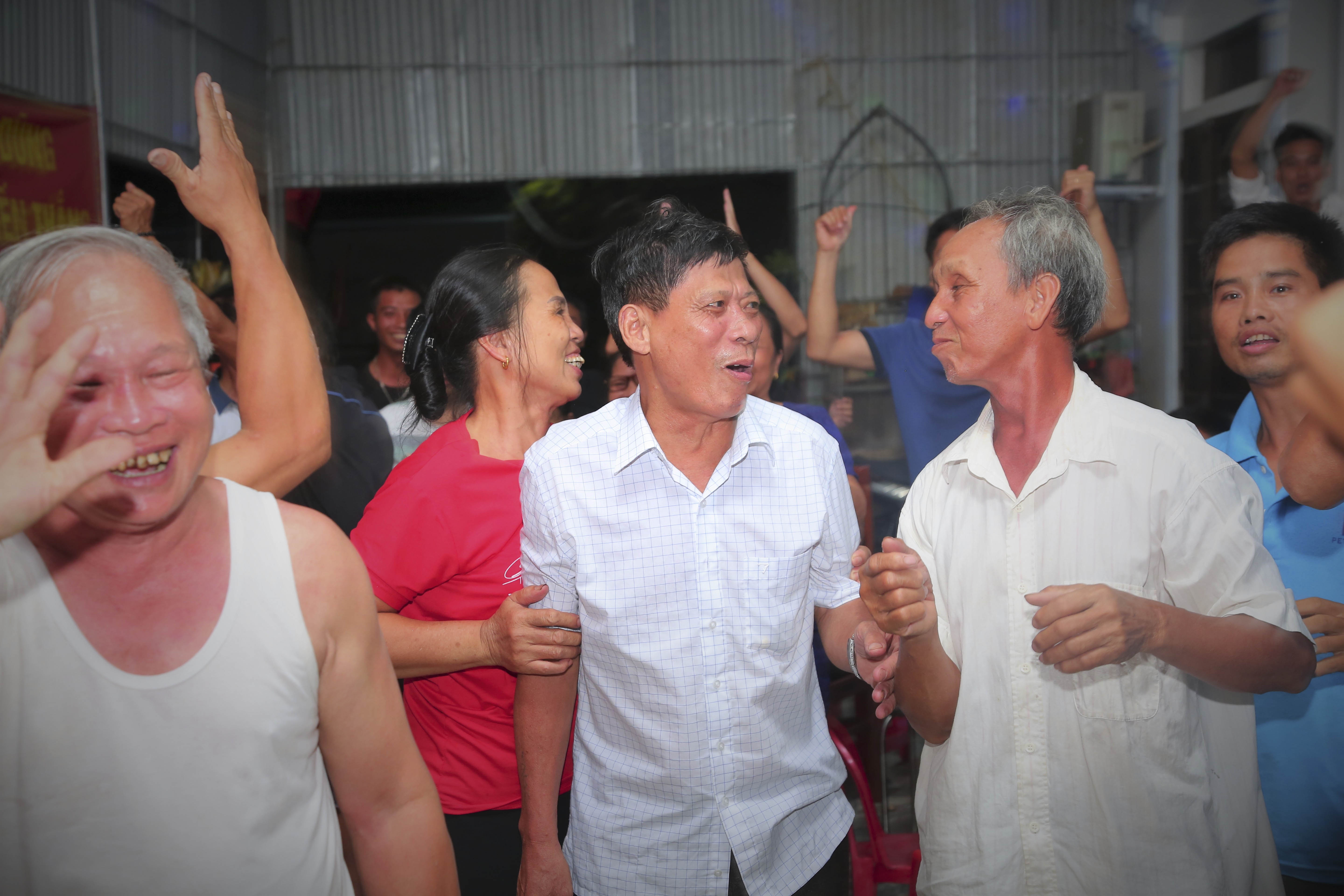 an mung chien thang Olympic Viet Nam anh 4