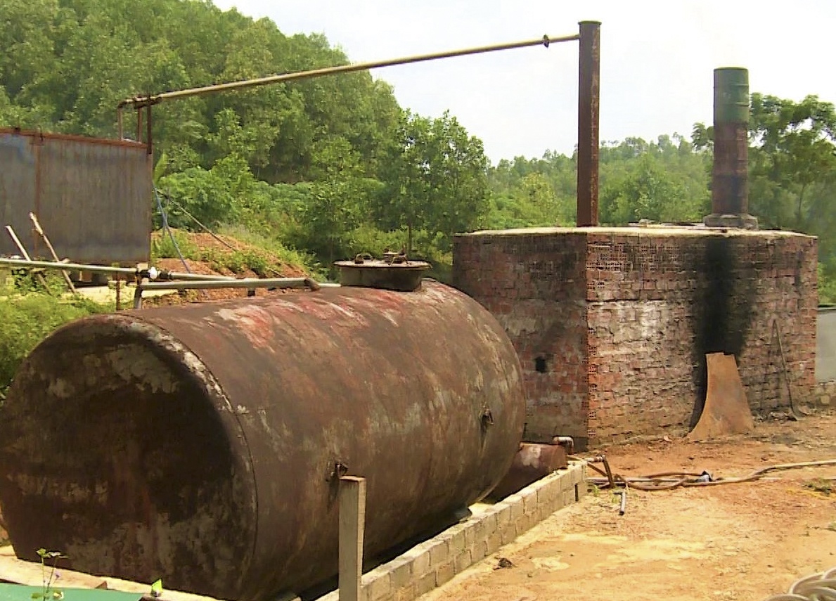 Phat hien lo tai che dau nhot thai ban kiem loi hinh anh