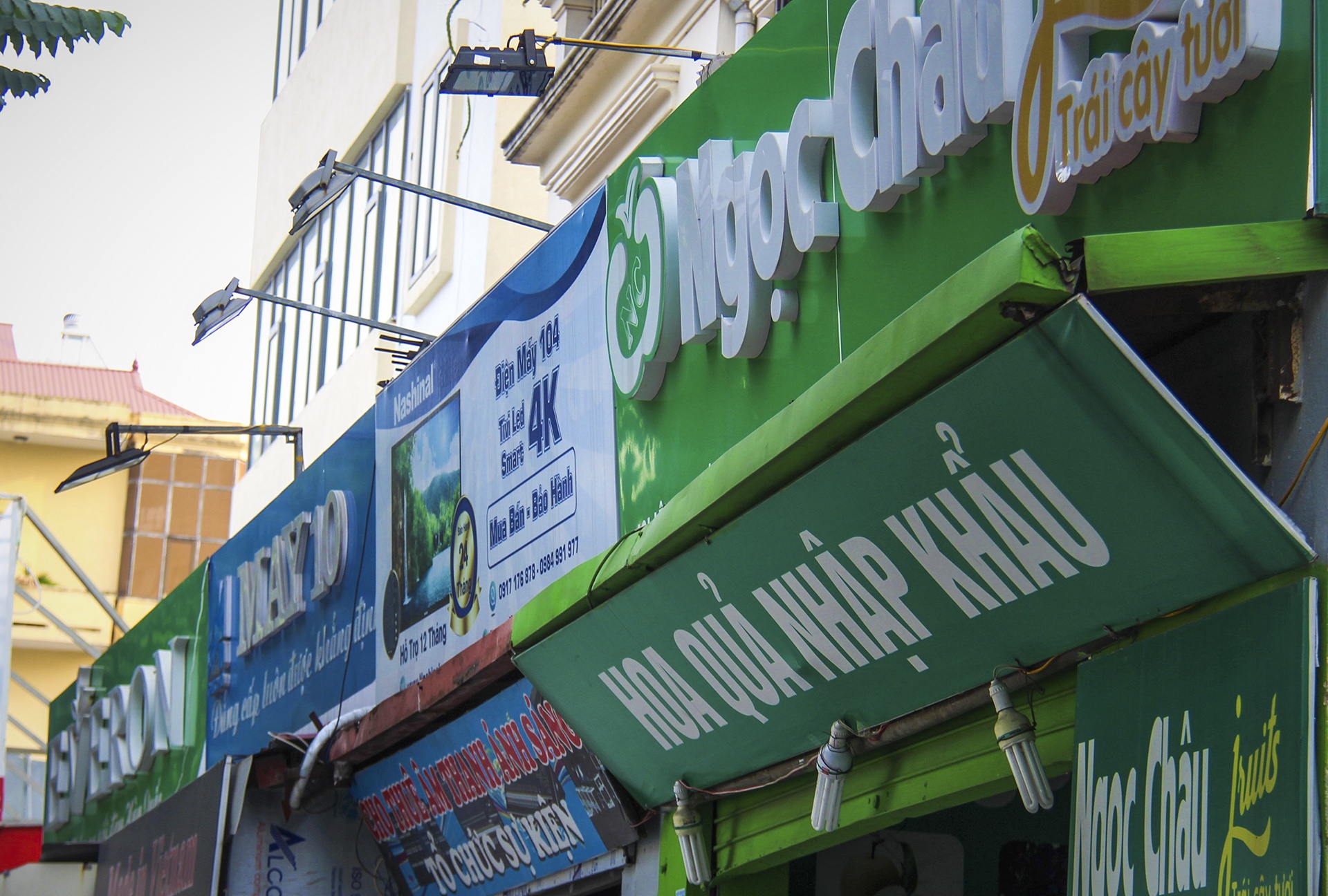 Mo hinh 'dong phuc' bien hieu o Ha Noi that bai sau 2 nam thu nghiem hinh anh