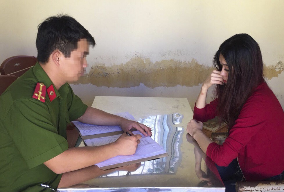 tú bà điều hành gái gọi ảnh 1 tu ba dieu hanh gai goi anh 1