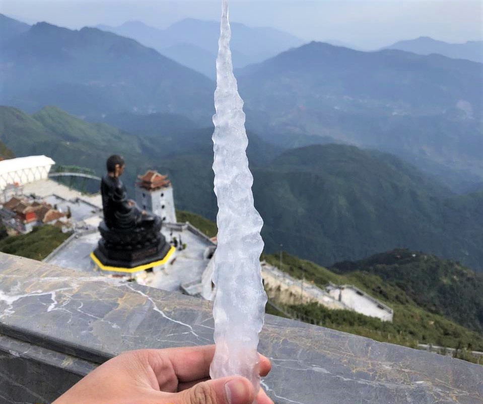 bang gia tren dinh Fansipan anh 1