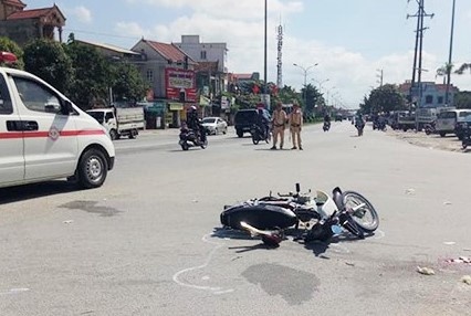 Tai xe lai xe container bo chay sau tai nan chet nguoi hinh anh