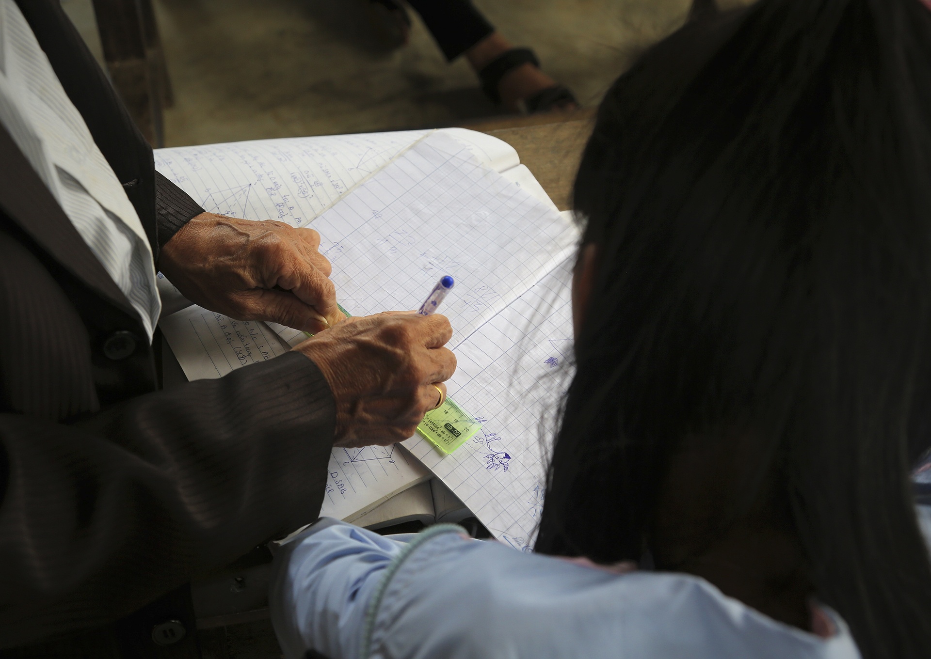 thầy giáo làng khuyết tật ảnh 21 thay giao lang khuyet tat anh 21