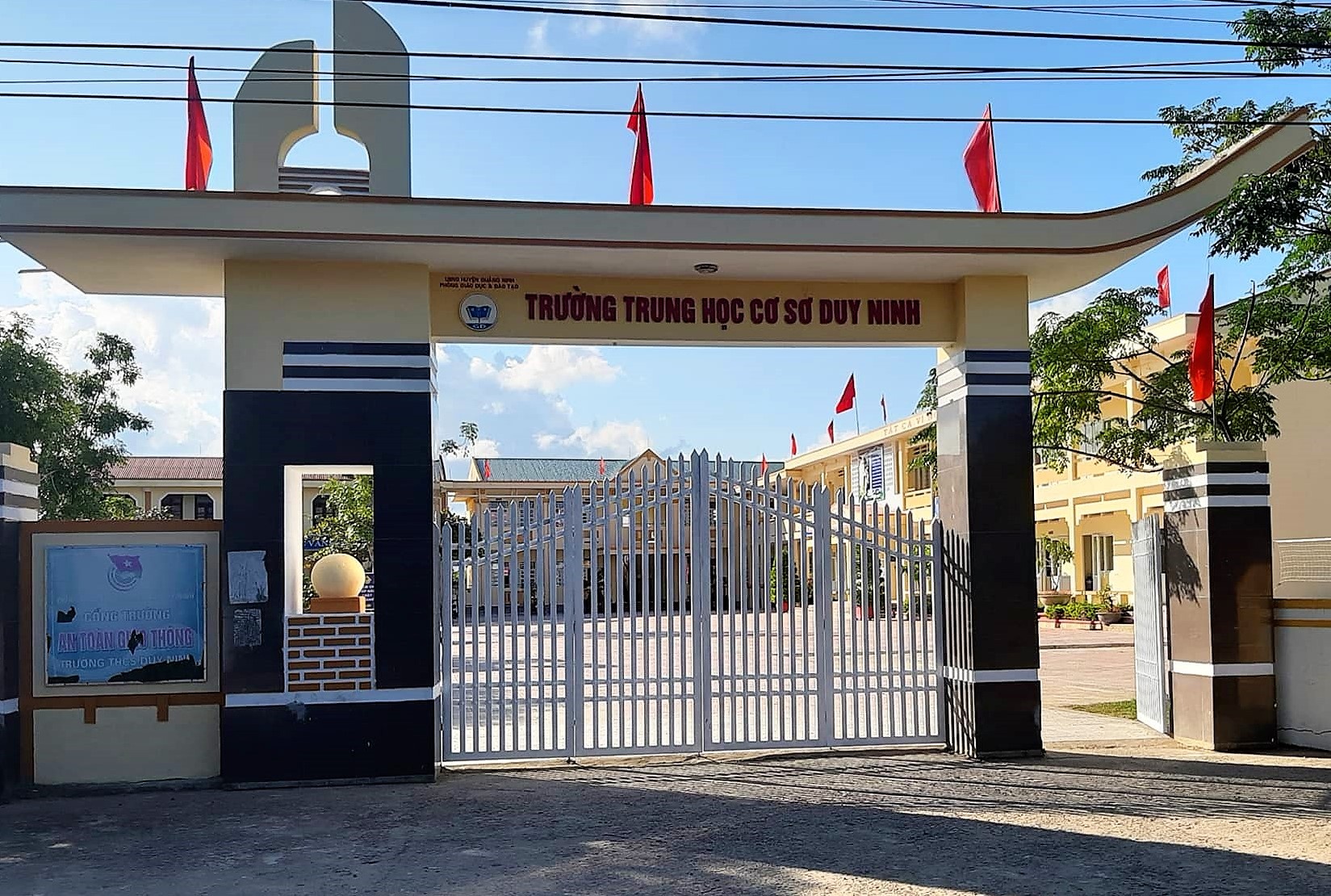 cô giáo đánh học sinh ảnh 2 co giao danh hoc sinh anh 2