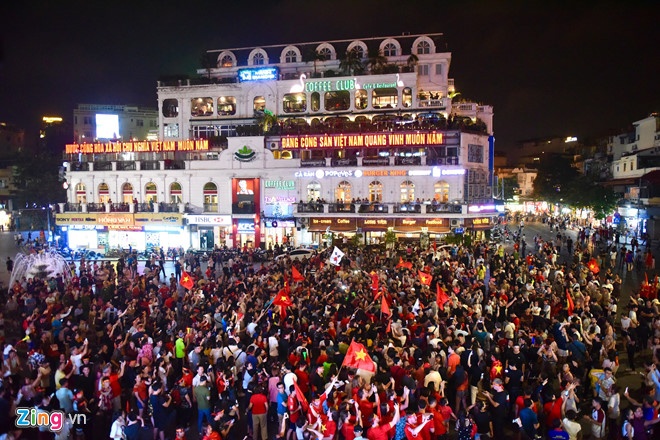 CDV an mung chien thang Viet Nam anh 1