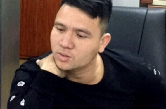 Ke trom 1.200 chi vang bi bat sau mot nam lan tron hinh anh