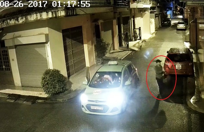 đột nhập trộm tiệm vàng ảnh 2 dot nhap trom tiem vang anh 2